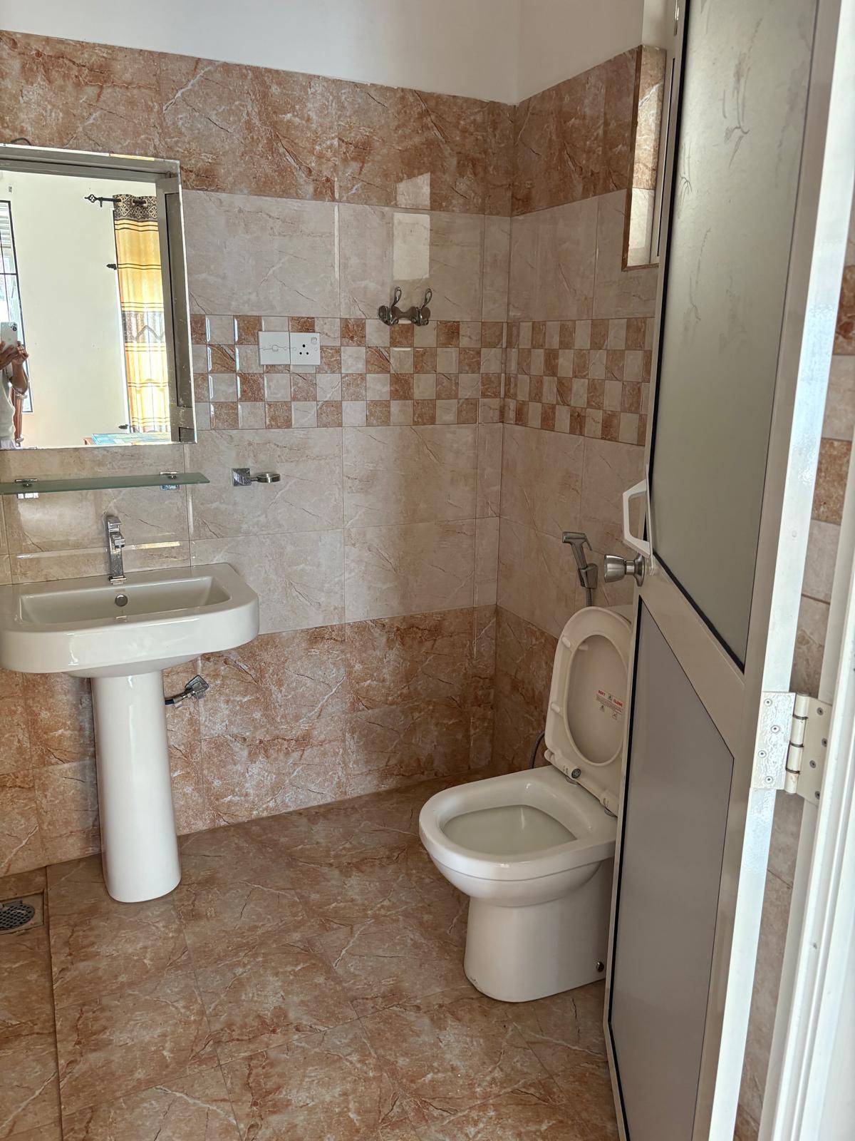 Fully furnished House in Makuluwa, Galle