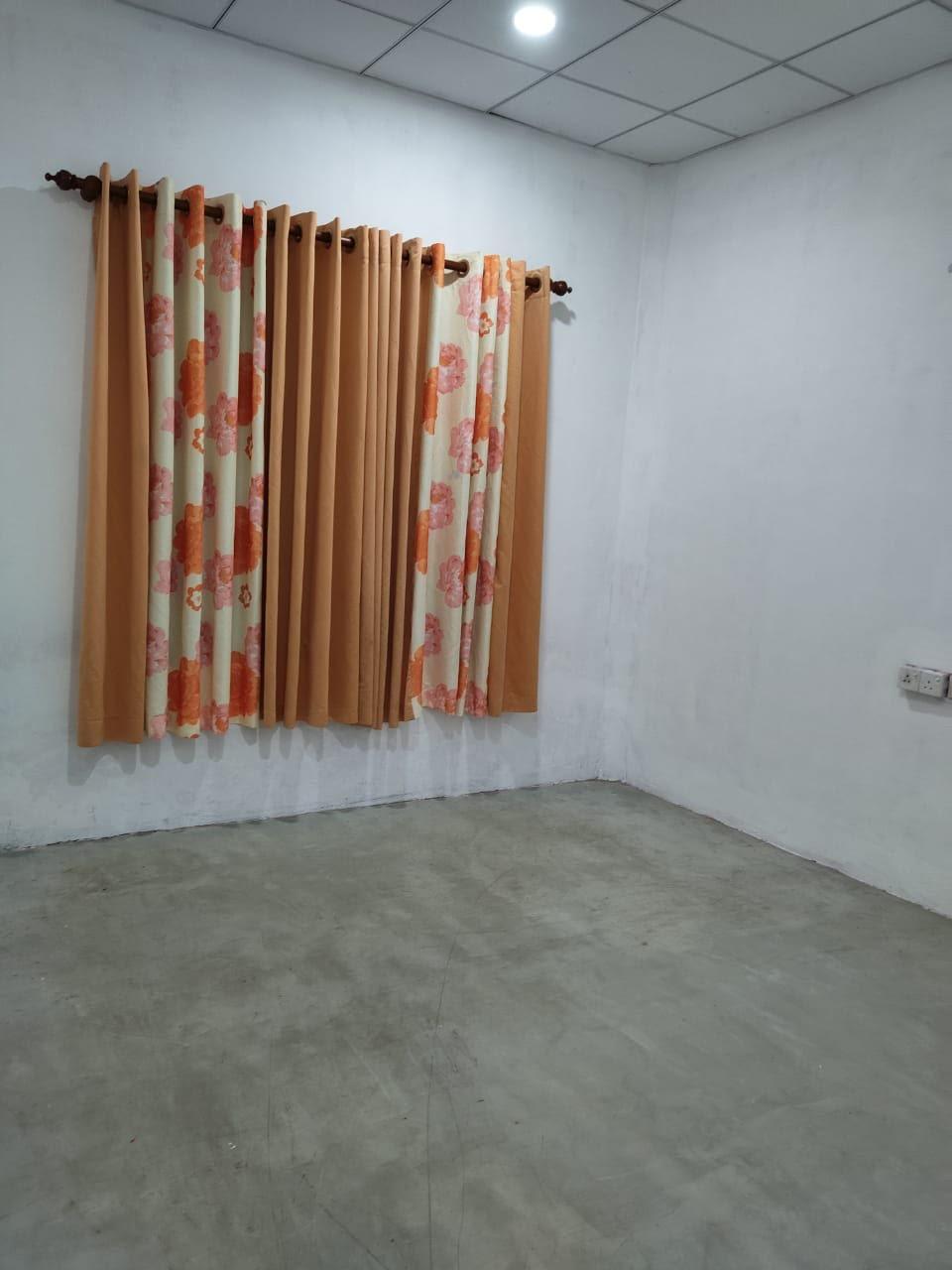 Single-Storey Family Home in Dangedara, Galle
